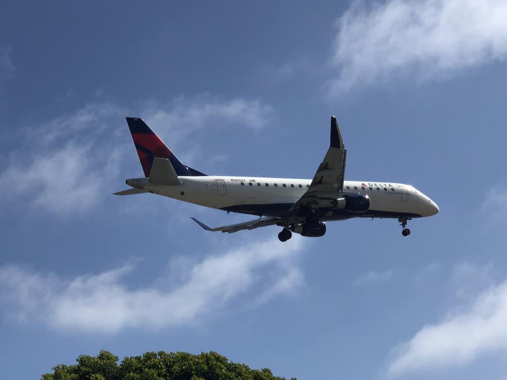 Photo of aircraft N265SY operated by Delta Connection
