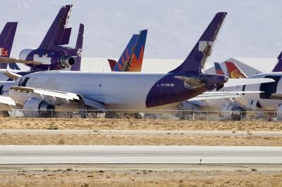 Photo of aircraft N405FE operated by Federal Express (FedEx)