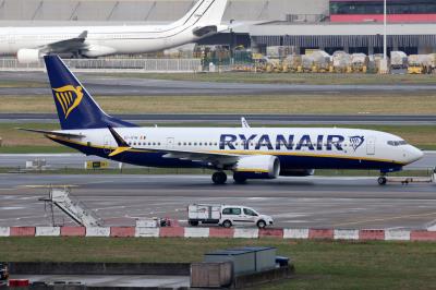 Photo of aircraft EI-IFW operated by Ryanair