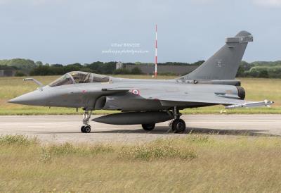 Photo of aircraft 127 (F-UHGF) operated by French Air Force-Armee de lAir