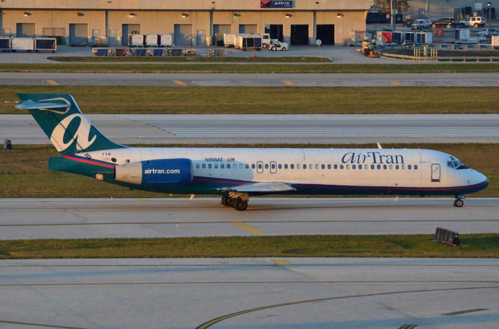 Photo of aircraft N958AT operated by AirTran Airways