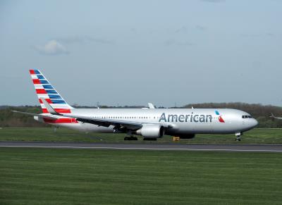 Photo of aircraft N344AN operated by American Airlines