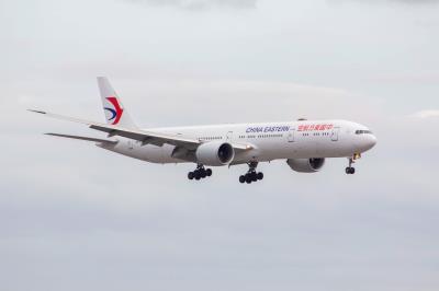 Photo of aircraft B-7883 operated by China Eastern Airlines
