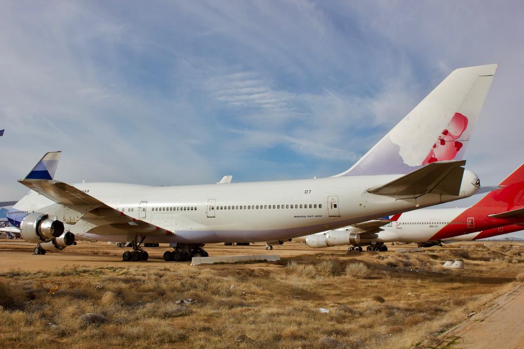 Photo of aircraft B-18207 operated by China Airlines
