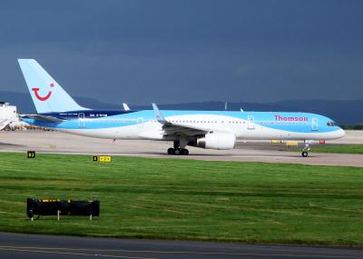 Photo of aircraft G-BYAW operated by Thomson Airways
