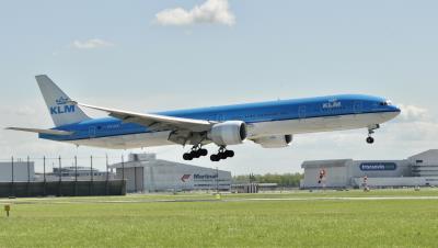 Image of aircraft registration PH-BVK - A 777-306(ER) operated by KLM Royal Dutch Airlines