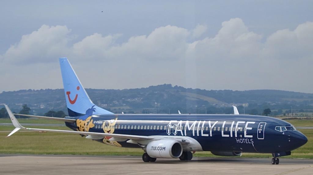 Photo of aircraft G-FDZG operated by Thomson Airways