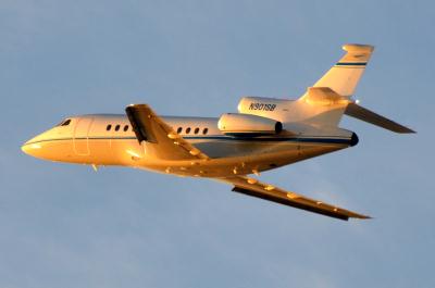 Photo of aircraft N901SB operated by Falcon 900EX-122 LLC