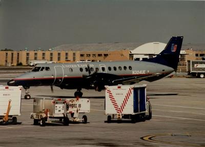 Photo of aircraft N324UE operated by UnEx-Atantic Coast