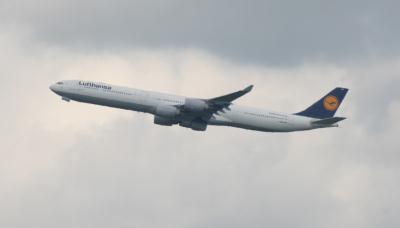 Photo of aircraft D-AIHA operated by Lufthansa