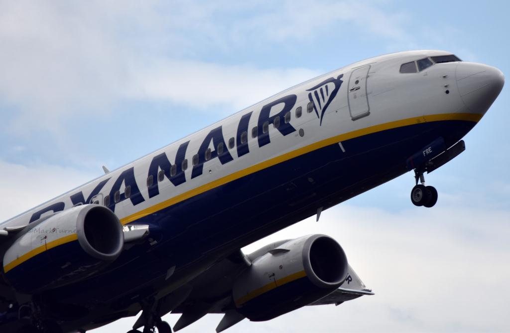 Photo of aircraft EI-FRE operated by Ryanair