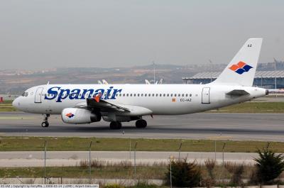 Photo of aircraft EC-IAZ operated by Spanair