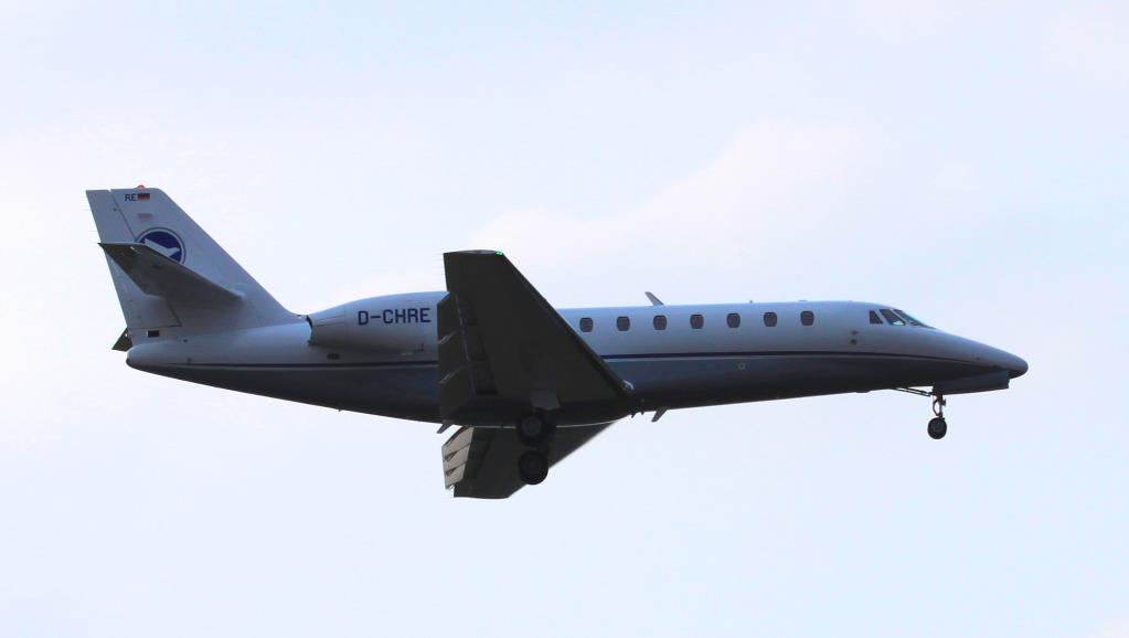 Photo of aircraft D-CHRE operated by Hahn Air