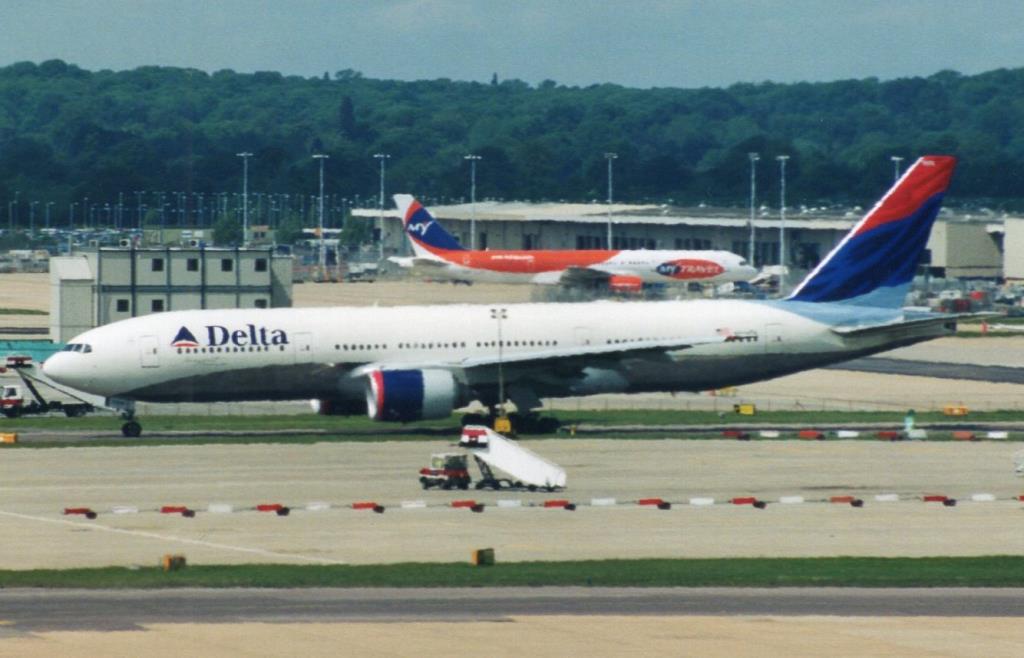 Photo of aircraft N867DA operated by Delta Air Lines