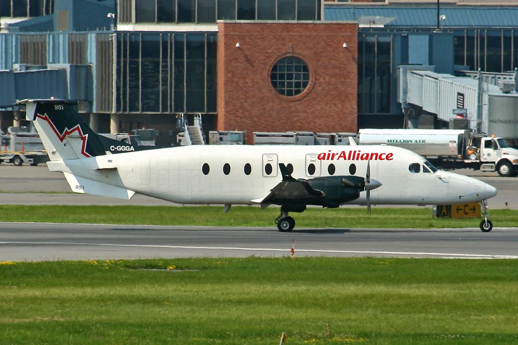 Photo of aircraft C-GGGA operated by Air Georgian