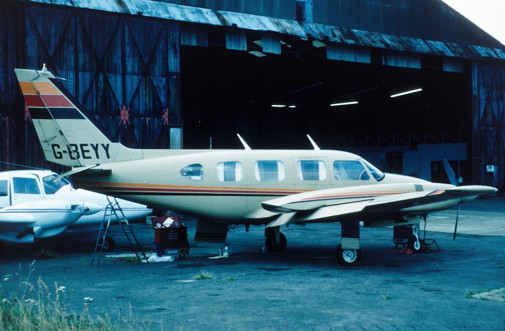 Photo of aircraft G-BEYY operated by Trans Europe Air Charter Ltd