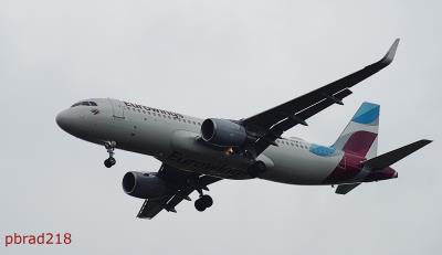 Image of aircraft registration D-AEWJ - A A320-214(WL) operated by Eurowings