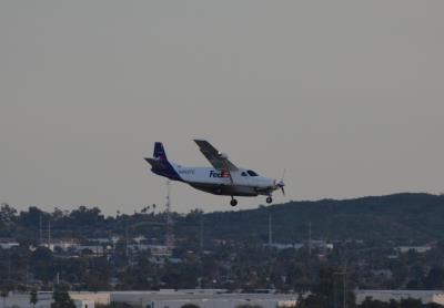 Photo of aircraft N992FE operated by Federal Express (FedEx)