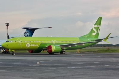 Photo of aircraft VQ-BGW operated by S7 Airlines