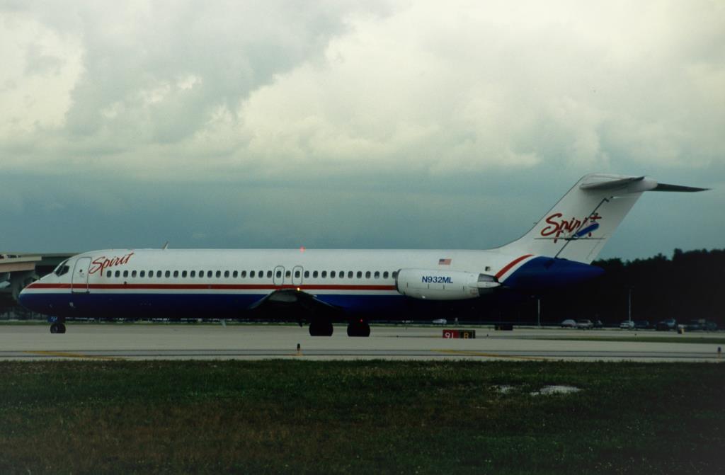 Photo of aircraft N932ML operated by Spirit Airlines