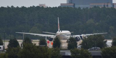 Image of aircraft registration B-2037 - A 777-39L(ER) operated by Air China