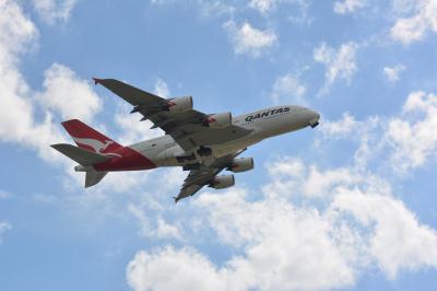 Photo of aircraft VH-OQK operated by Qantas