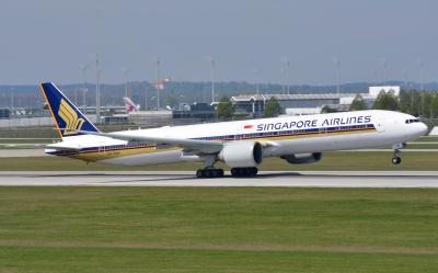 Photo of aircraft 9V-SWF operated by Singapore Airlines