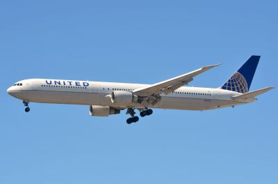Photo of aircraft N78060 operated by United Airlines