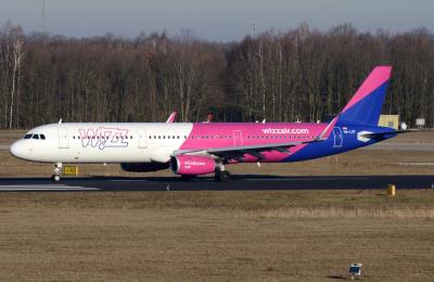 Image of aircraft registration HA-LXT - A A321-231(WL) operated by Wizz Air