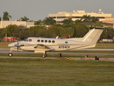 Photo of aircraft C-FRBB operated by 1682195 Alberta Ltd