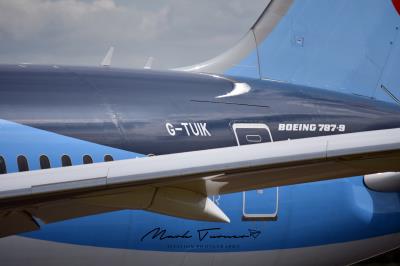 Image of aircraft registration G-TUIK - A 787-9 Dreamliner operated by TUI Airways