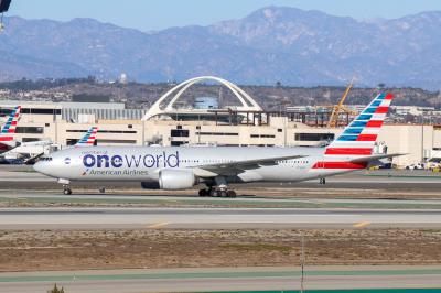 Image of aircraft registration N796AN - A 777-223(ER) operated by American Airlines