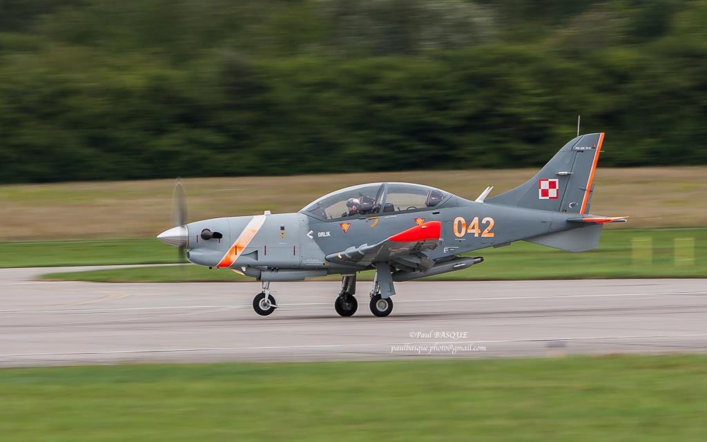 Photo of aircraft 042 operated by Polish Air Force