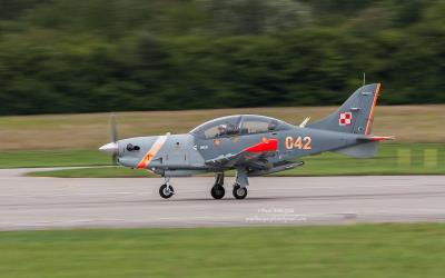 Photo of aircraft 042 operated by Polish Air Force