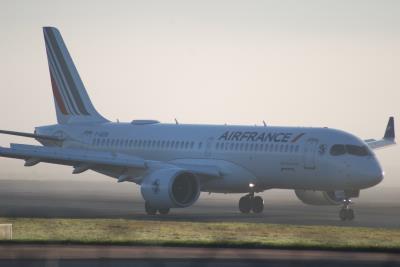 Photo of aircraft F-HZUB operated by Air France