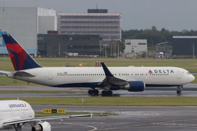 Photo of aircraft N171DZ operated by Delta Air Lines