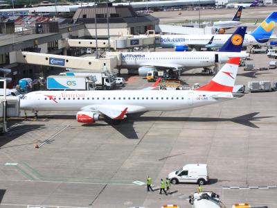 Photo of aircraft OE-LWE operated by Austrian Airlines