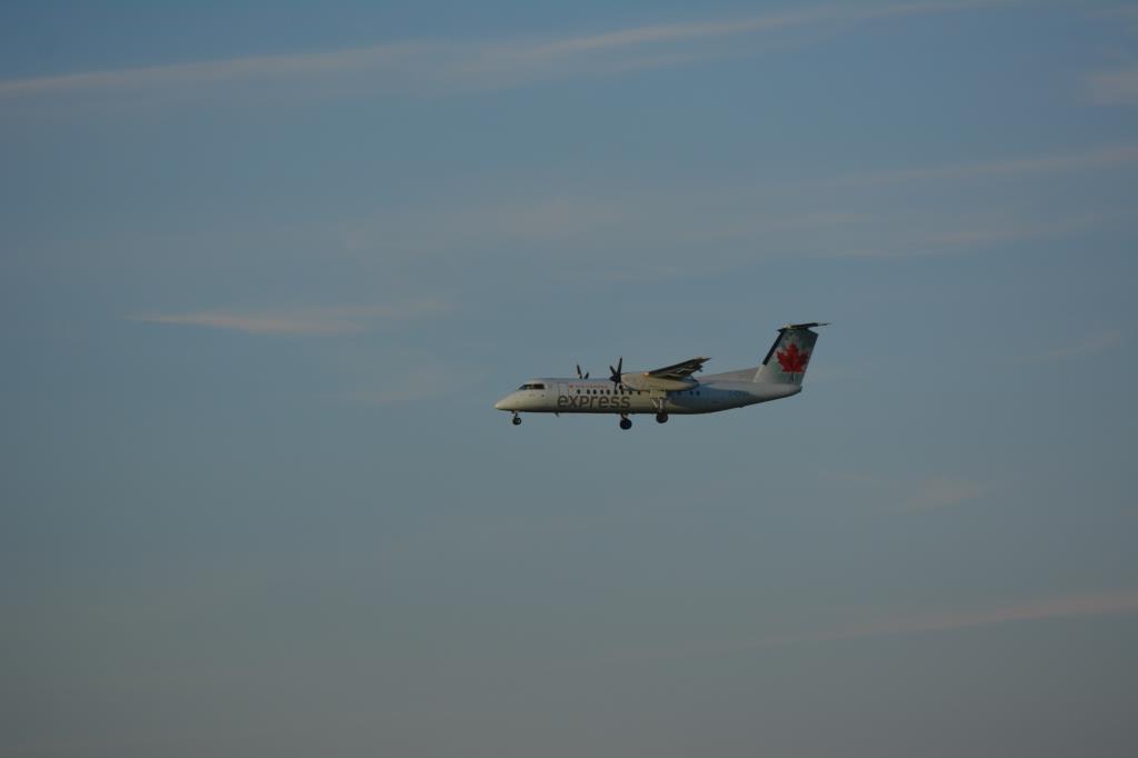 Photo of aircraft C-GTAT operated by Air Canada Express