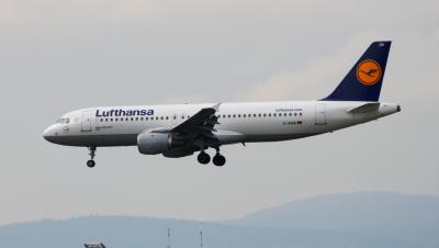 Photo of aircraft D-AIQW operated by Lufthansa