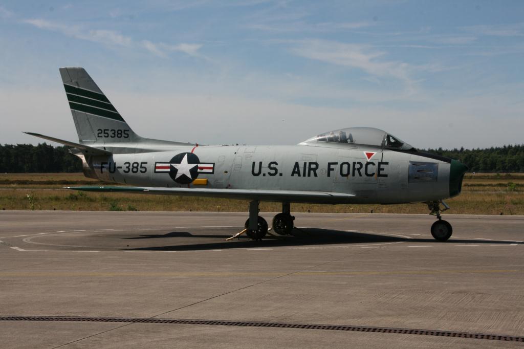 Photo of aircraft 5307 (52-5385) operated by United States Air Force