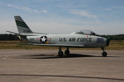 Photo of aircraft 52-5385 operated by United States Air Force