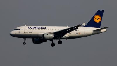 Photo of aircraft D-AILR operated by Lufthansa