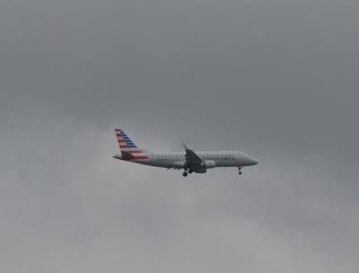 Photo of aircraft N121HQ operated by American Eagle