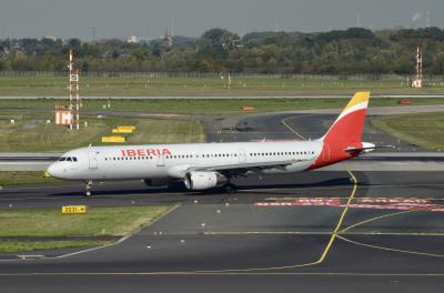 Photo of aircraft EC-ILP operated by Iberia