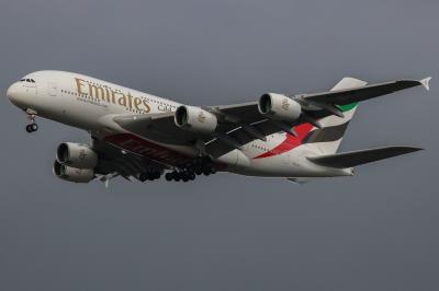 Photo of aircraft A6-EUI operated by Emirates