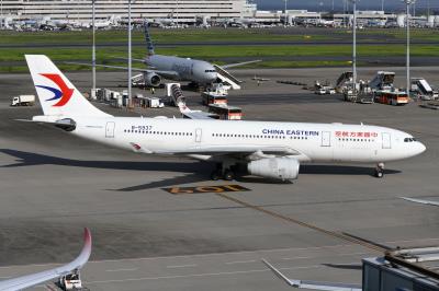 Photo of aircraft B-5937 operated by China Eastern Airlines