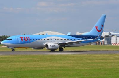 Image of aircraft registration G-FDZF - A 737-8K5(WL) operated by TUI Airways