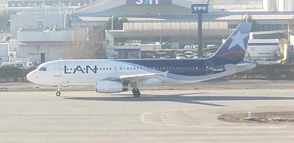 Photo of aircraft CC-COO operated by LATAM Airlines Chile