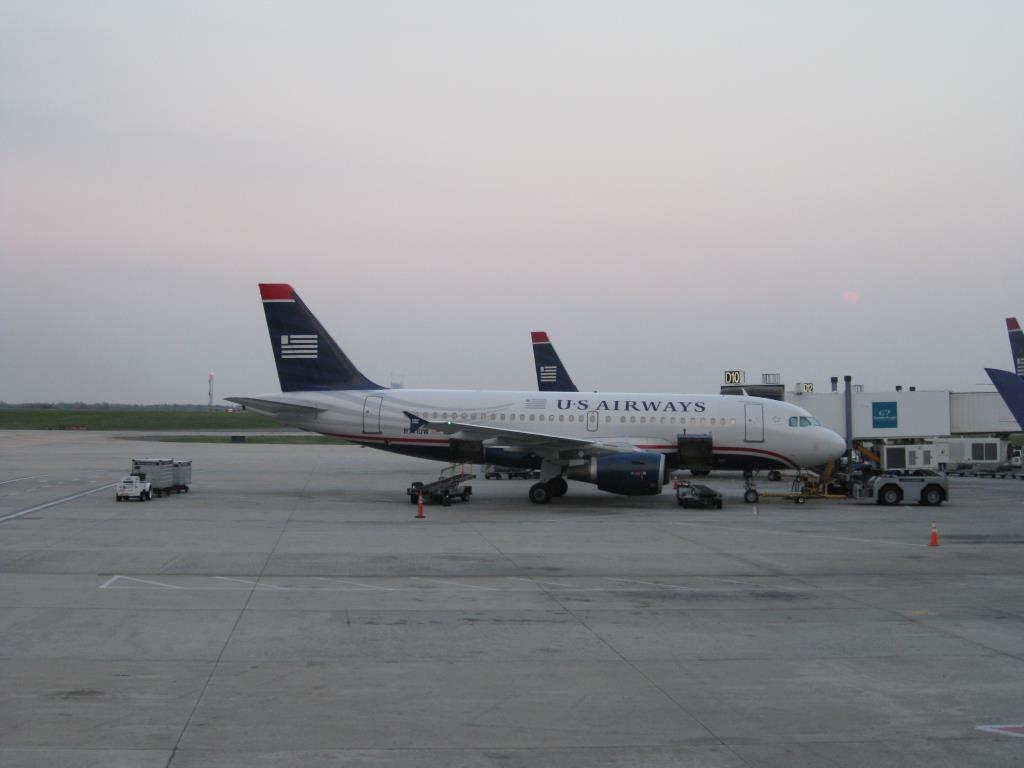 Photo of aircraft N711UW operated by US Airways