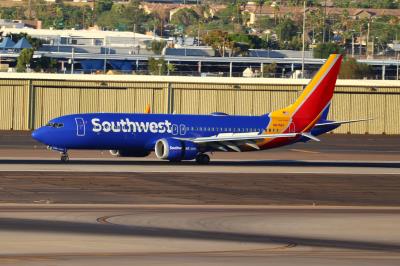 Photo of aircraft N8766T operated by Southwest Airlines